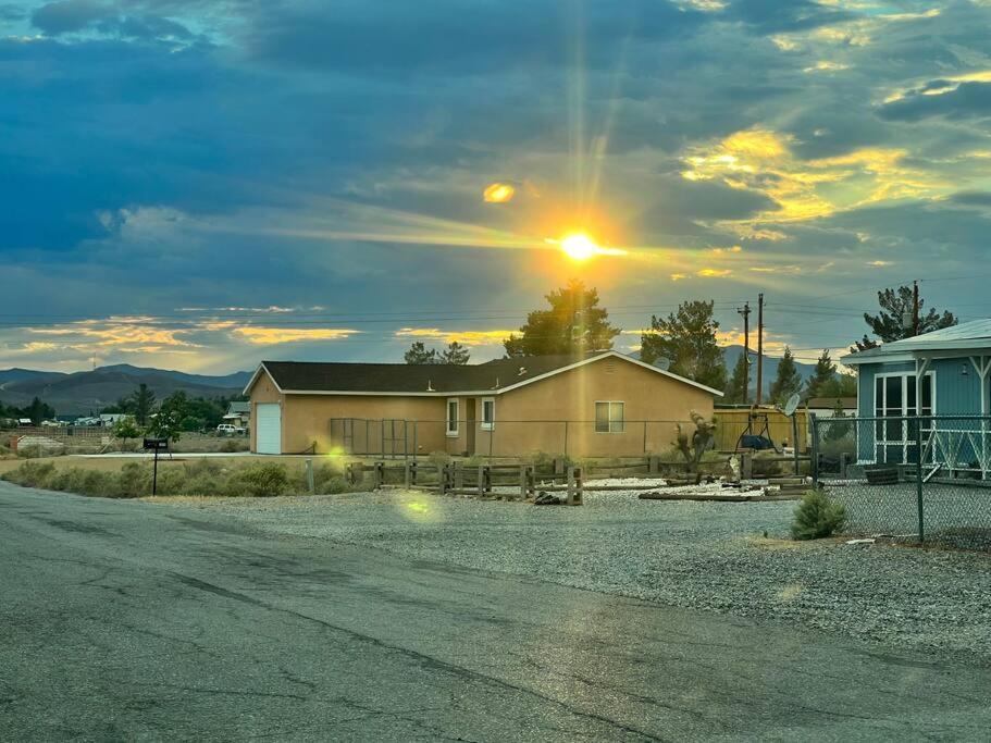 Death Valley/Prairiefire 3Bd/2Ba Home W/ Kitchen Pahrump Dış mekan fotoğraf
